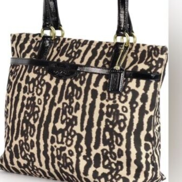 GUCp w/a couple callous on handles Coach Ocelot nylon animal print rare bag - Picture 2 of 8